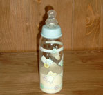 Die Babyflasche macht schon ab Geburt Sinn