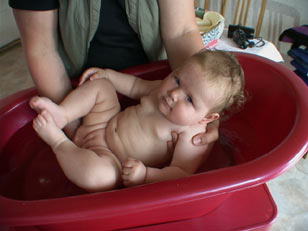 Das Halten beim Baden - erster Position
